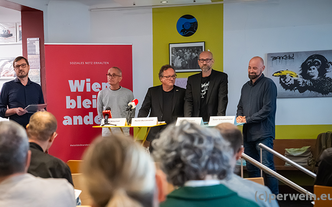 Vertreter von Sozialeinrichtungen am Podium der Pressekonferenz Wien bleibt anders